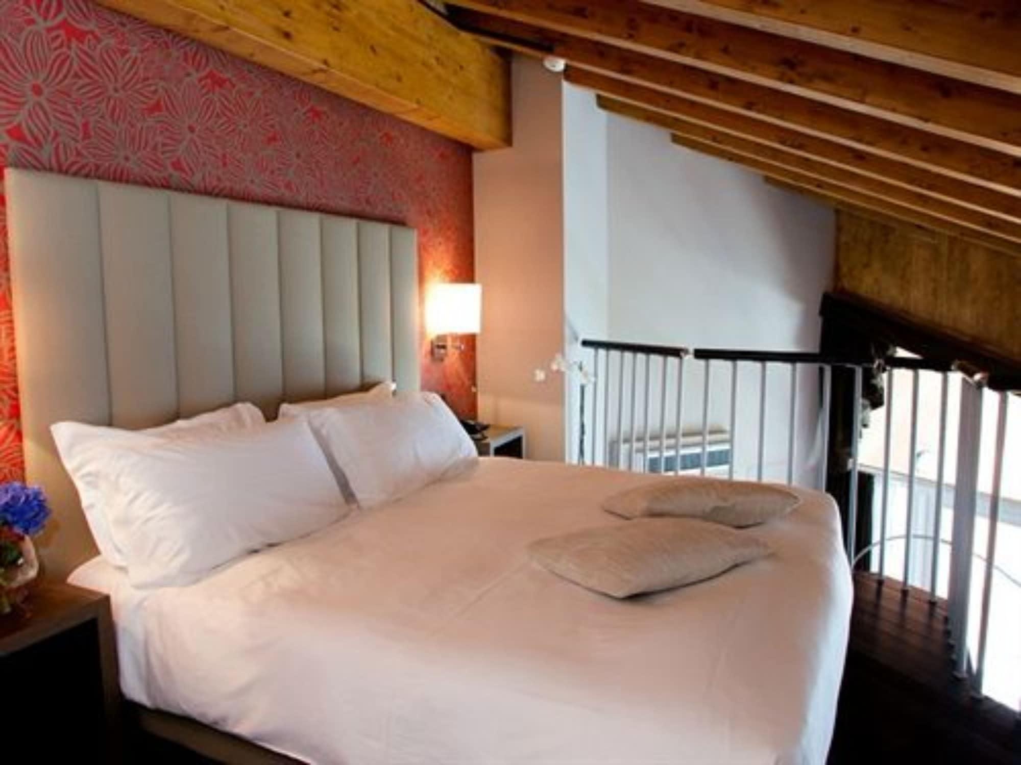 Hotel L'Approdo Pettenasco Luaran gambar
